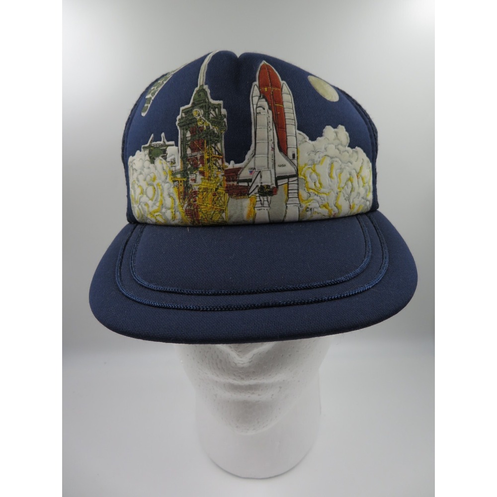 Vintage NASA Kennedy Space Center Snapback Trucker Hat Mesh Space Shuttle Youth